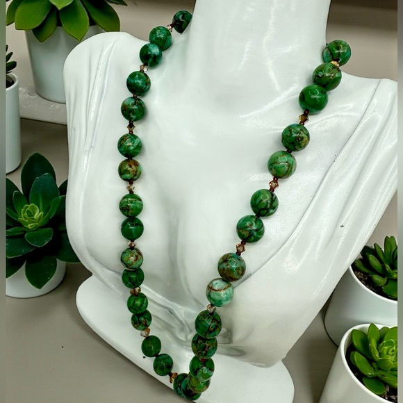 African Turquoise Jasper & Crystal Beaded Necklace w/ Silver Toggle Clasp 20” - Picture 8 of 17